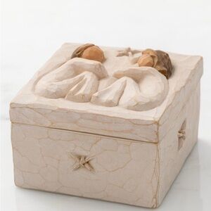 Willow Tree Friendship Trinket Box